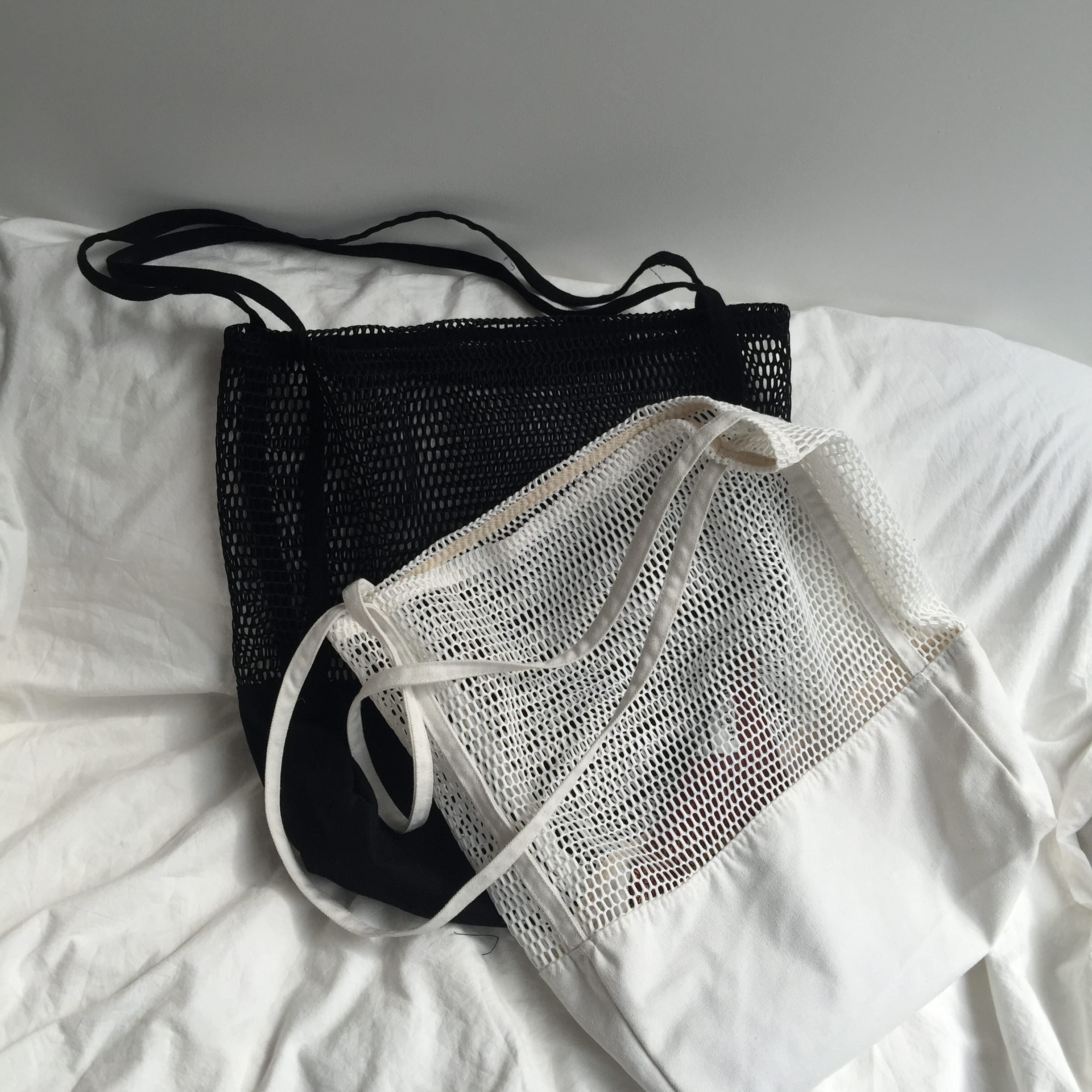 Sportish Mesh White Black Tote Bags