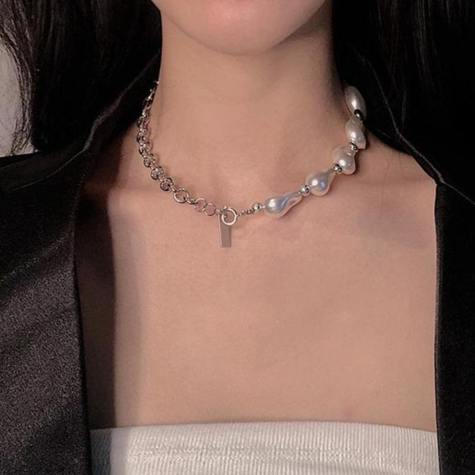 Vintage Pearl Beads And Silver Chain Necklace