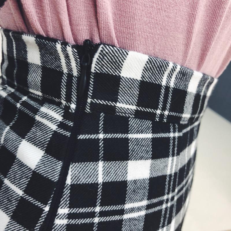 Vintage Plaid High-Waist Mini Skirt