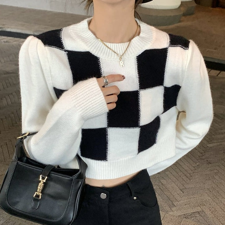 White Retro Checkered Pattern Knit Cropped Sweater