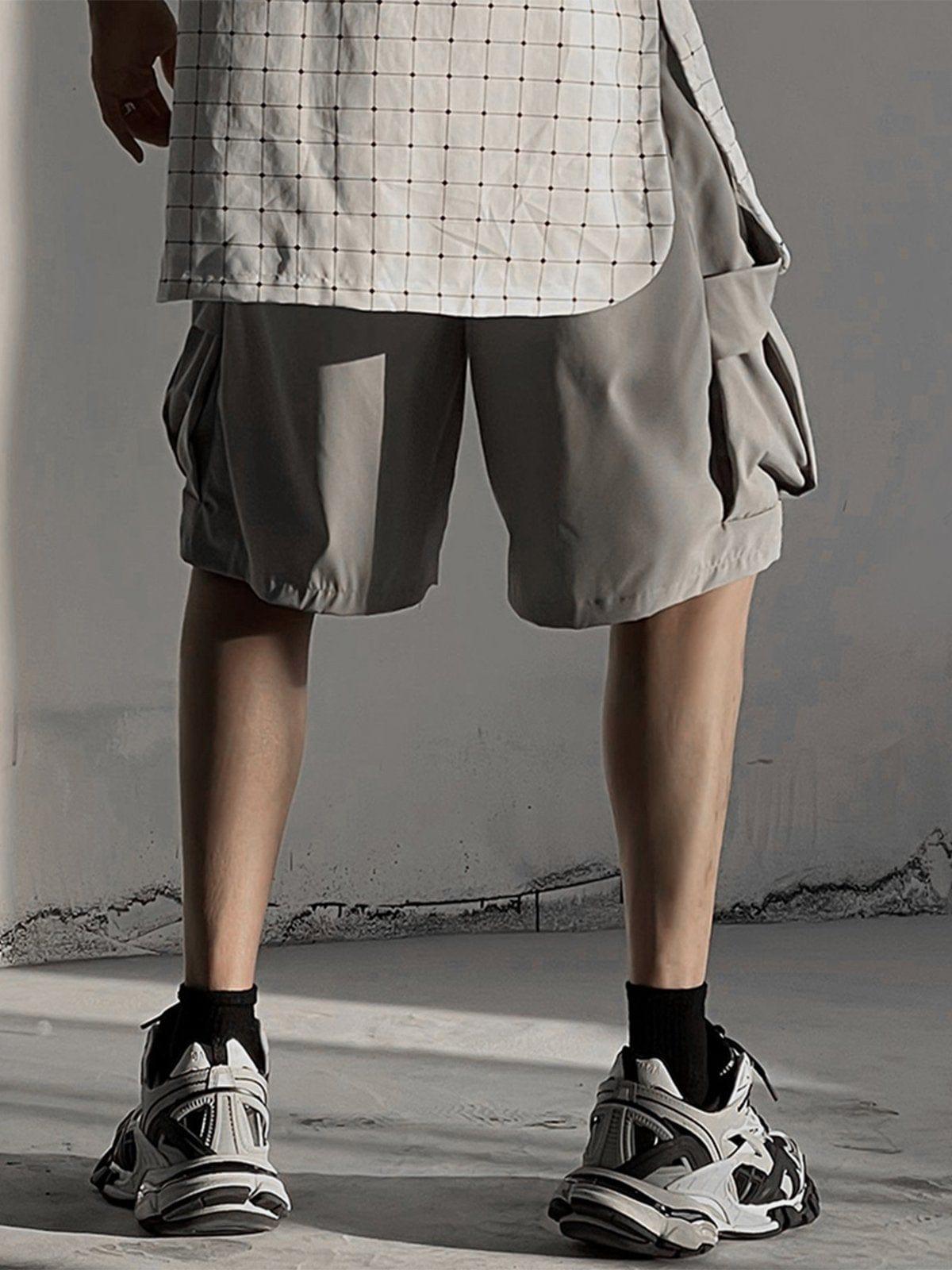 Dark Embroidery Cargo Shorts