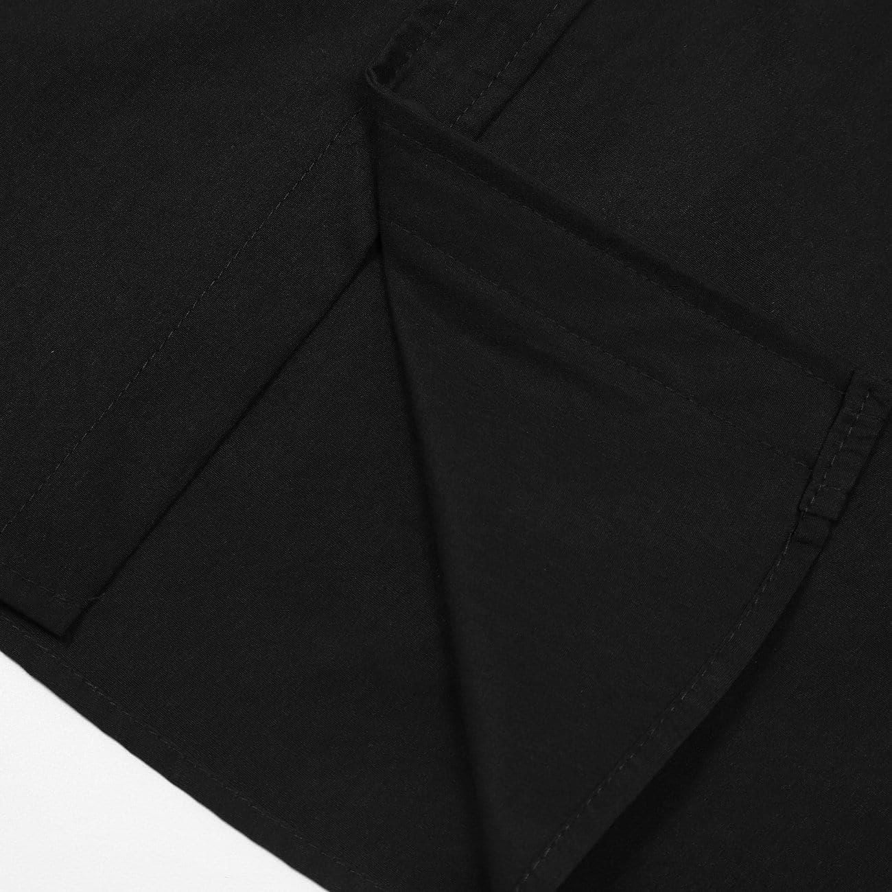 Dark Ribbon Chain Shirt
