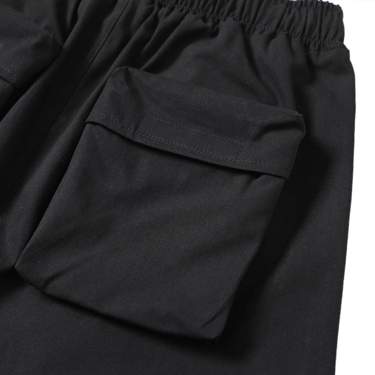 Three-dimensional Pleated Pockets Cargo Shorts