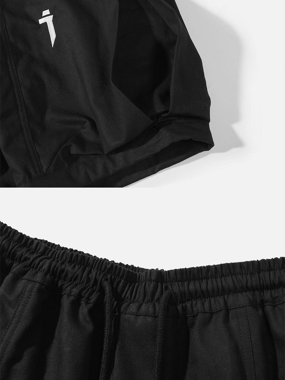 Pockets Embroidery Shorts
