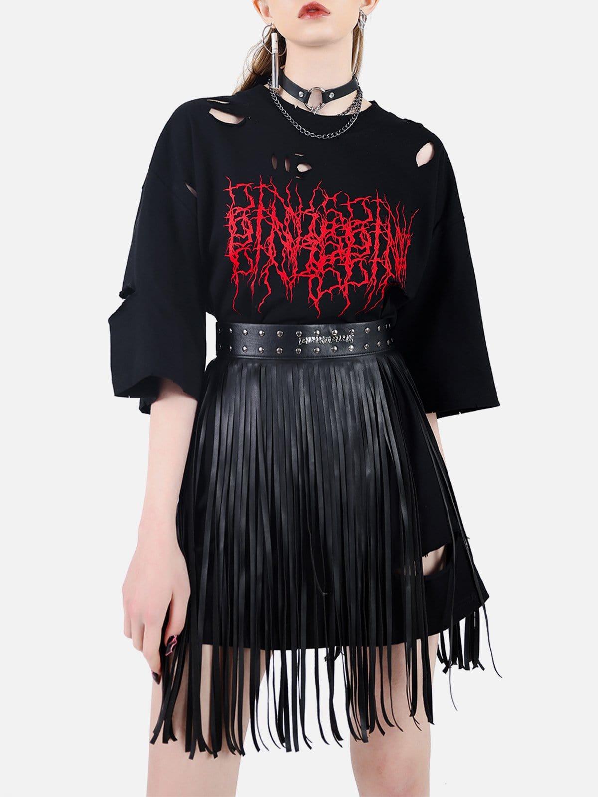 Irregular Hole Thorn Letters Tee