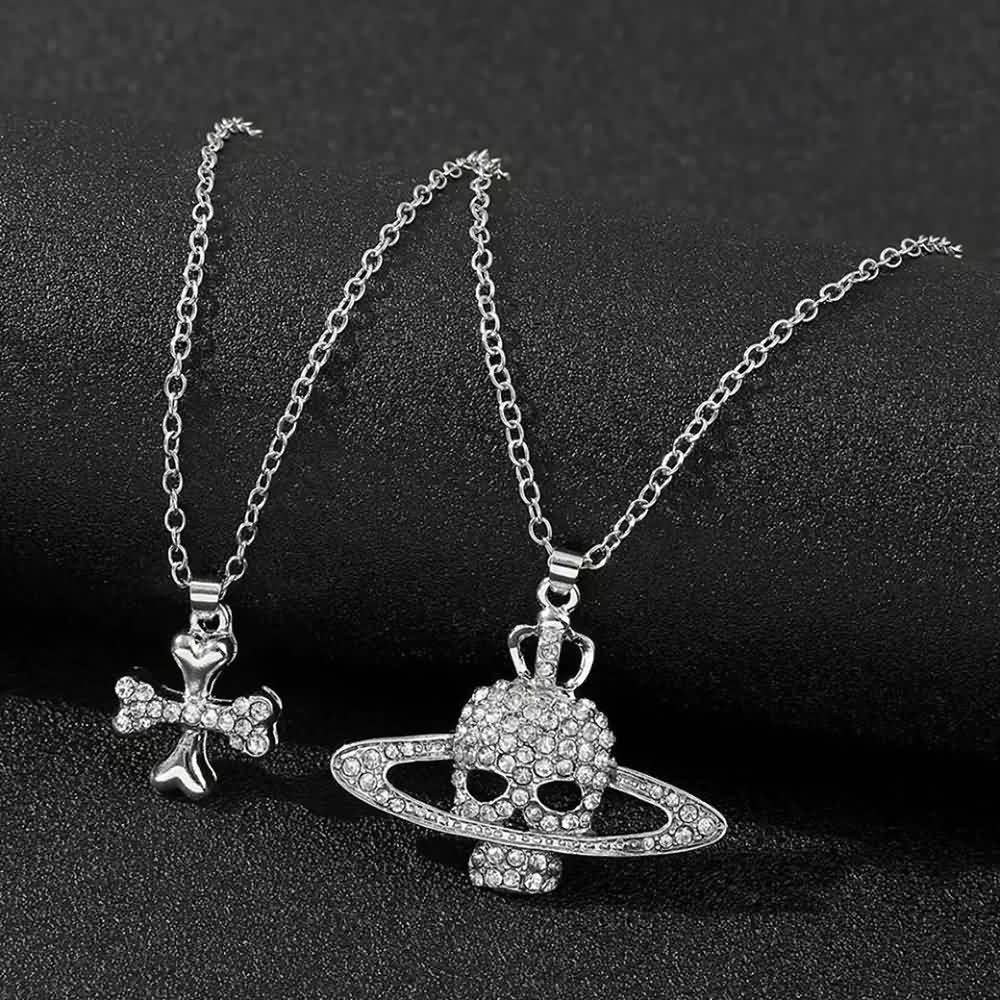 Unique Skull And Crossbones Pendant Necklace